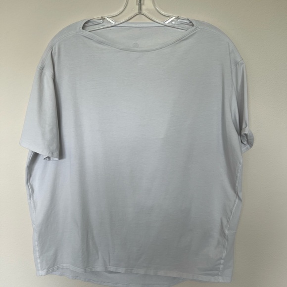 LULULEMON ATHLETICA Back in Action Short Sleeve Size Medium - Picture 5 of 6